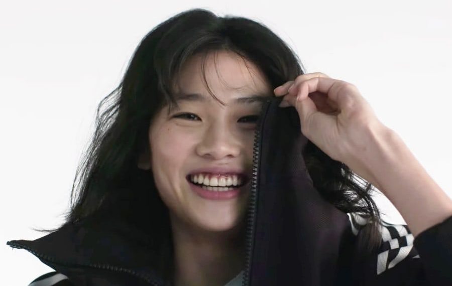Jung Ho Yeon Bintang “Squid Game” Mengungkap Grup K-Pop Favoritnya_womanindonesia.co.id