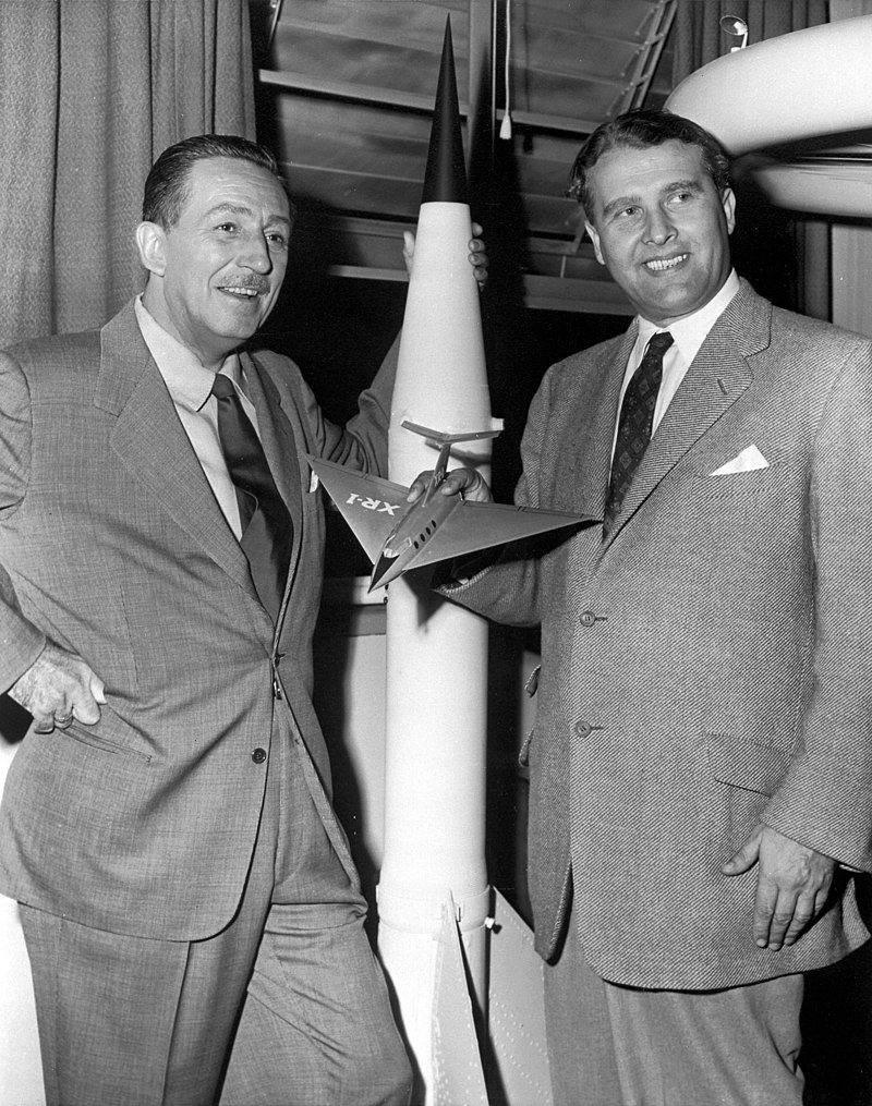 Walt Disney, Tokoh Film Animasi Yang Bangkit Dari Kesulitan 3 Walt Disney, Tokoh Film Animasi Yang Bangkit Dari Kesulitan_womanindonesia.co.id
