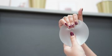 Manfaat Breast Augmentation Tingkatkan Percaya Diri_womanindonesia.co.id