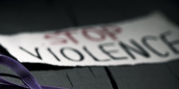 Kampanye Stop Kekerasan Pada Perempuan dan Anak Yang Unik_womanindonesia.co.id