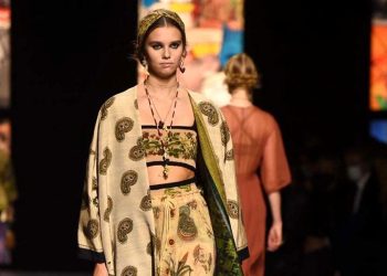 Polemik Paris Fashion Week 2022 Yang Sedang Viral_womanindonesia.co.id