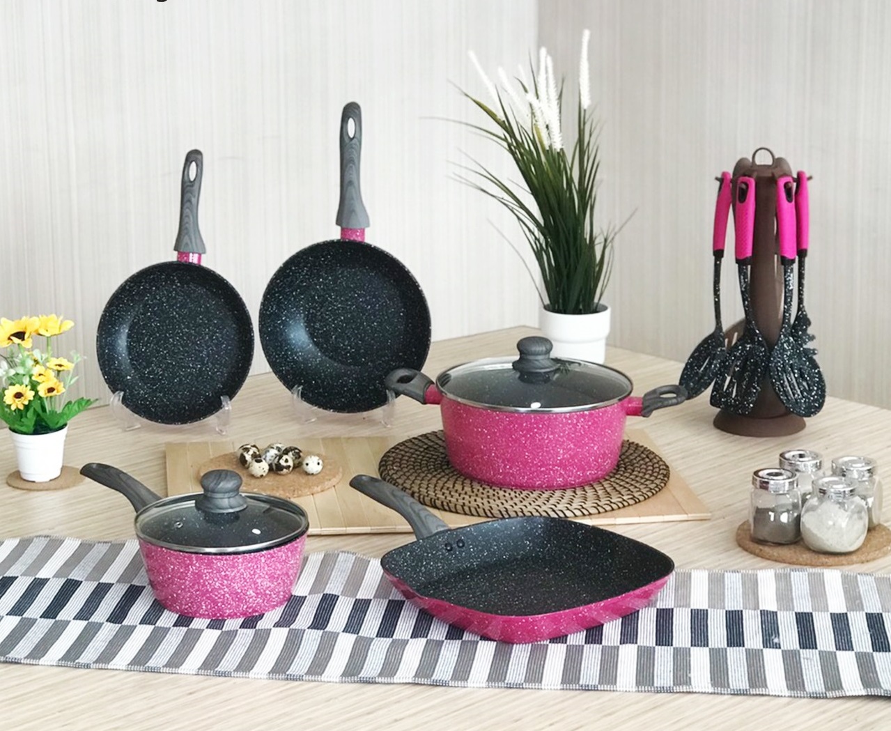 Bulan Ramadhan, Oven dan Super Pan Series Serta Presto Jadi Incaran 2 Bulan Ramadhan, Oven dan Super Pan Series Serta Presto Jadi Incaran_womanindonesia.co.id