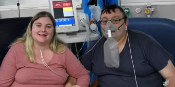 Elizabeth Kerr dan Simon O'Brien Memutuskan Menikah Meski Sakit_womanindonesia.co.id