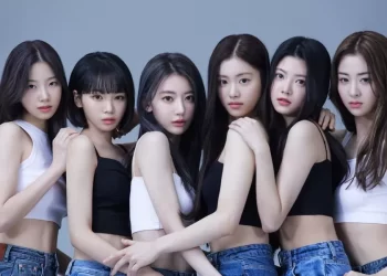Girl Group Baru HYBE LE SSERAFIM Siap Debut Perdana 2 Mei 2022_womanindonesia.co.id