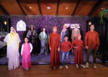 Lazada Kolaborasi 15 Desainer Indonesia Tampilkan Koleksi Busana Muslim_womanindonesia.co.id