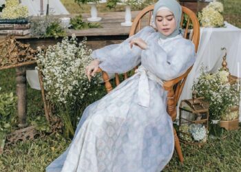 Meniru Gaya Busana Selebriti di Hari Raya Idul Fitri_womanindonesia.co.id