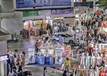 Geliat Pasar Tanah Abang Diawal Bulan Ramadhan_womanindonesia.co.id