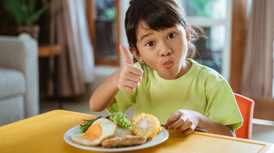 4 Tips Memilih Jajanan Sehat untuk Anak 2 4 Tips Memilih Jajanan Sehat untuk Anak_womanindonesia.co.id