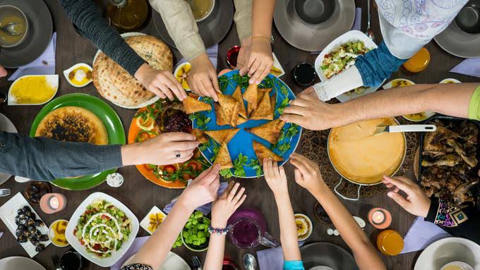 12 Tips Puasa Penderita Asam Lambung 2 12 Tips Puasa Penderita Asam Lambung_womanindonesia.co.id