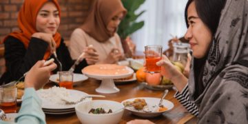 Menyikapi Aturan Buka Puasa Bersama Tapi Dilarang Bicara_womanindonesia.co.id