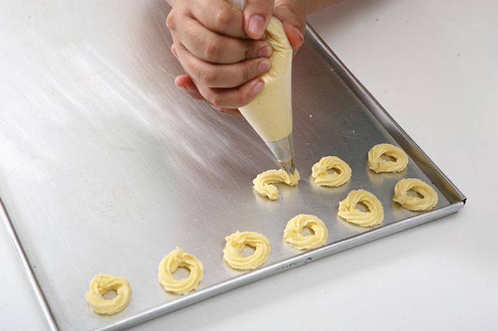 Resep Kue Kering Keju Renyah 2 Resep Kue Kering Keju Renyah_womanindonesia.co.id