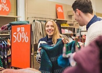 4 Tips Memilih Busana Ketika Musim Sale_womanindonesia.co.id