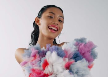 Kisah Inspiratif Nafa Salvana Yasmin, Sang Model Internasional_womanindonesia.co.id