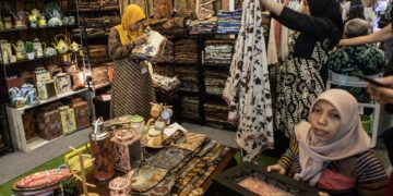 Bangkitkan UMKM Melalui Akselerasi Karya Kreatif Indonesia (KKI) 2022_womanindonesia.co.id