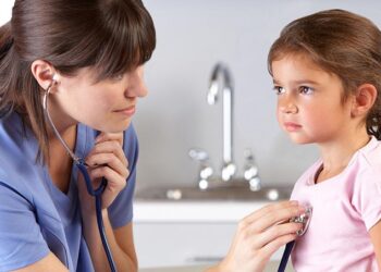 Mengenal 8 Penyebab Nyeri Dada Pada Anak_womanindonesia.co.id