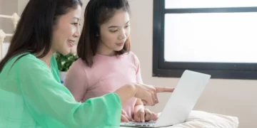 5 Tahap Edukasi Seks yang Tepat Bagi Remaja_womanindonesia.co.id