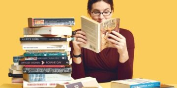 Hari Buku Nasional 17 Mei: Plus Minus Buku Fisik VS E-Book_womanindonesia.co.id