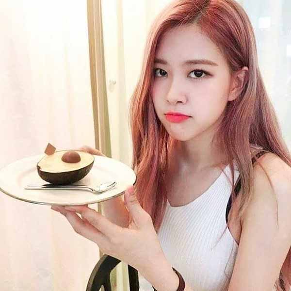 Intip Cara Rose Blackpink Menjaga Berat Badan Agar Tetap Langsing_womanindonesia.co.id