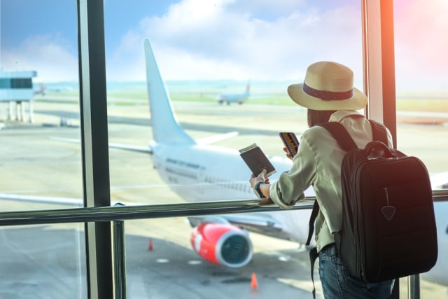 Harga Tiket Pesawat Ke Beberapa Daerah di Indonesia Meningkat, Apa Penyebabnya? 4 Harga Tiket Pesawat Ke Beberapa Daerah di Indonesia Meningkat, Apa Penyebabnya?_womanindonesia.co.id