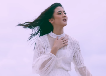 Review Musik "Tak Ingin Usai" Oleh Keisya Levronka_womanindonesia.co.id