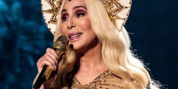 Intip 5 Rahasia Cher Tetap Cantik di Usia Senja_Womanindonesia.co.id