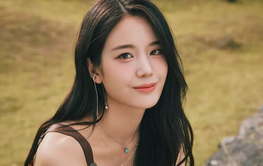 Jang Gyuri Akan Meninggalkan fromis_9?_womanindonesia.co.id
