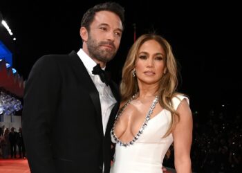 Mengintip 7 Gaya Make Up Jennifer Lopez_womanindonesia.co.id