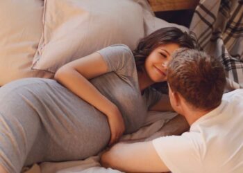 Simak 6 Manfaat Bercinta Ketika Sedang Hamil_womanindonesia.co.id