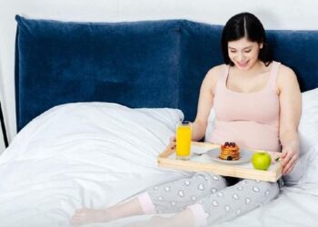 5 Daftar Menu Sarapan yang Harus Dihindari Ibu Hamil_womanindonesia.co.id