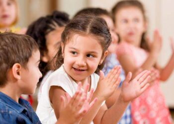 5 Cara Lingkungan Mempengaruhi Kepribadian Anak_womanindonesia.co.id