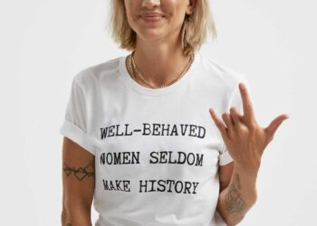 Mengenal Sejarah T-Shirt dan 4 Ide Padu Padan_womanindonesia.co.id