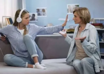 3 Penyebab Pudarnya Etika dan Kesopanan Remaja Masa Kini_womanindonesia.co.id