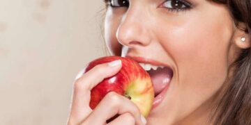 Konsumsi Buah Apel Bisa Turunkan Berat Badan_womanindonesia.co.id