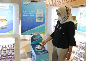 Tukar Botol Solusi Menanggulangi Sampah Plastik di Indonesia_womanindonesia.co.id