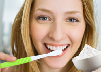 Memutihkan Gigi dengan Baking Soda Amankah Untuk Kesehatan?_womanindonesia.co.id