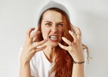 8 Penyebab Mudah Emosi dan Kehilangan Akal Sehat_womanindonesia.co.id