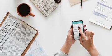 4 Cara Bijak Mengatur Keuangan Bagi Ibu Baru ala Devina Hermawan_womanindonesia.co.id