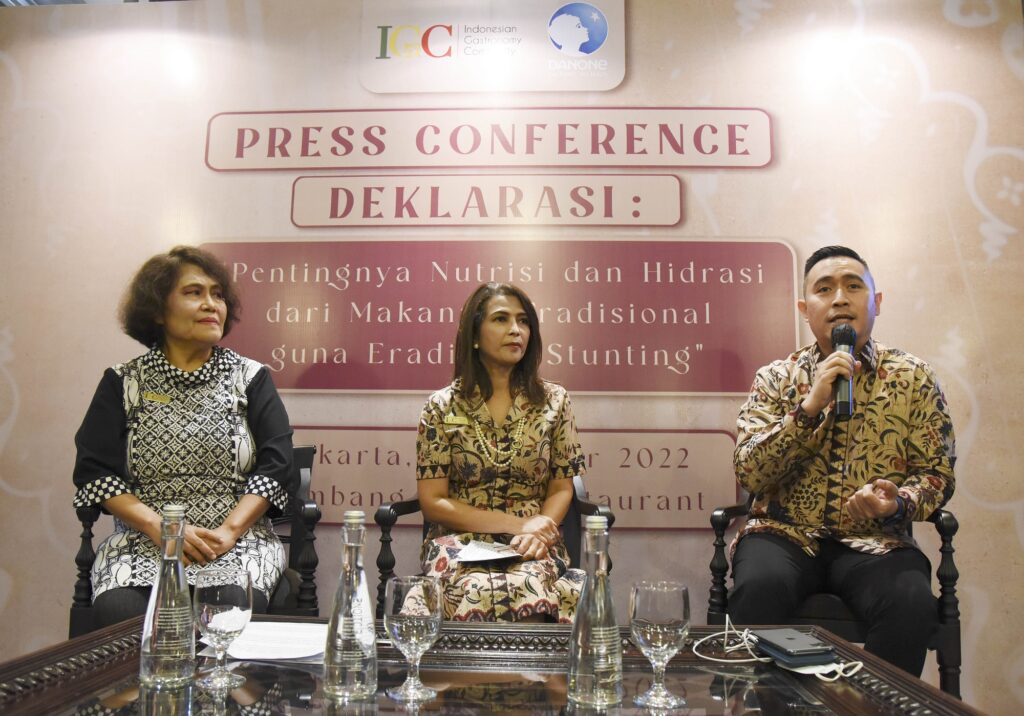 IGC Deklarasi Konsensus Nutrisi dan Hidrasi Berbasis Makanan Tradisional 2 IGC Deklarasi Konsensus Nutrisi dan Hidrasi Berbasis Makanan Tradisional_womanindonesia.co.id