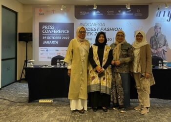 Indonesia Modest Fashion Week 2022 Tidak Hanya Menampilkan Fashion Tapi Mengajak Masyarakat Menghormati Alam 1 Press Conference Indonesi Modest Fashion Week (IMFW) 2022 di Fierist Hotel Rawamangun - Jakarta