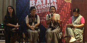 YBI Gelar Hari Batik Nasional 2022_womanindonesia.co.id