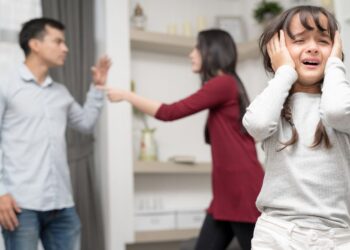 Tumbuh di Lingkuan KDRT, Ini Bahayanya Bagi Psikologi Anak_womanindonesia.co.id