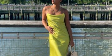 7 Inspirasi Dress Liburan Ke Pantai yang Fashionable_womanindonesia.co.id