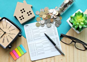 4 Tips Jaga Kesehatan Finansial Keluarga Jelang Akhir Tahun_womanindonesia.co.id