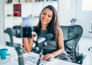 12 Cara Membangun Citra Diri Positif Agar Tidak Mudah Menyerah_womanindonesia.co.id