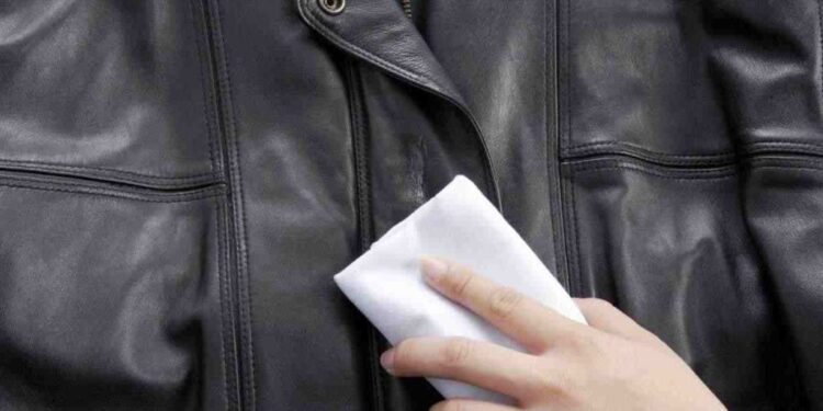 3 Tips Menyimpan Jaket Kulit Asli Agar Tidak Mudah Rusak_womanindonesia.co.id