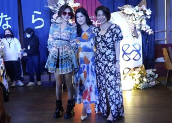 Memilih Fashion Homewear Multifungsi Agar Terlihat Ageless Style 14 Cara Tepat Memilih Fashion Homewear Multifungsi_womanindonesia.co.id