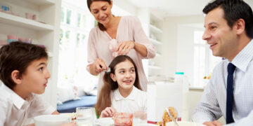 Hari Ayah Nasional 2022: Peran Penting Ayah Bagi Keluarga_womanindonesia.co.id