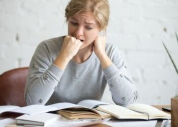 5 Kebiasaan Yang Jadi Pemicu Kecemasan_Womanindonesia.co.id