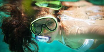 Perlengkapan Snorkeling Yang Wajib Untuk Perempuan_womanindonesia.co.id