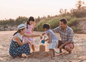 7 Tips Merencanakan Liburan Akhir Tahun Untuk Keluarga Agar Tidak Boros_womanindonesia.co.id